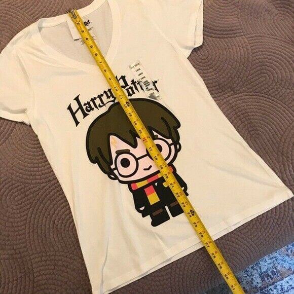 Harry Potter NWT Women's Junior Large White V-Neck 100% Cotton Graphic Shirt - Picture 7 of 7